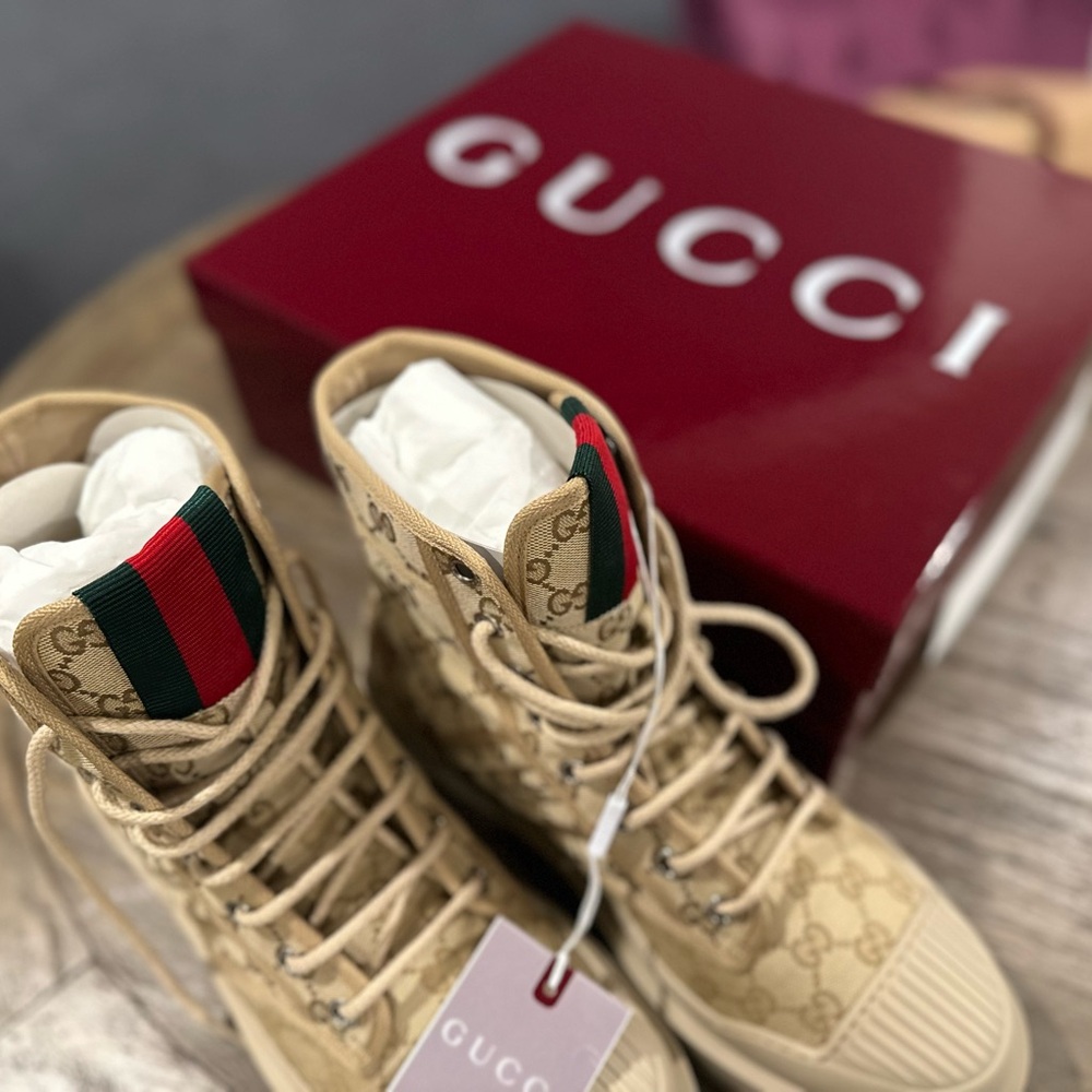 Authentic NWT Gucci Beige Monogram High-Top Boots - Picture 2 of 8